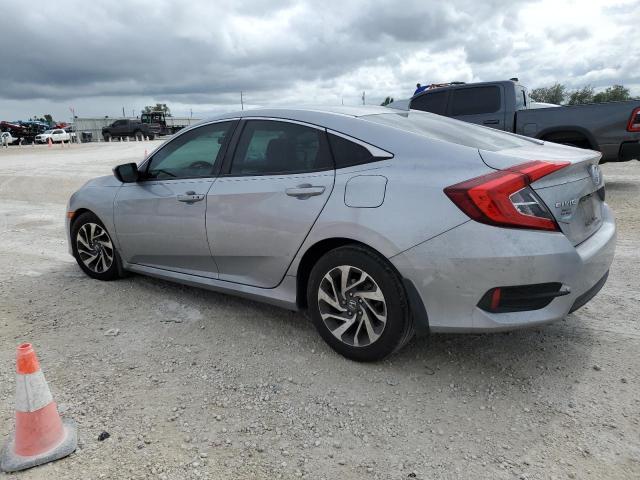 2HGFC2F74JH601525 - 2018 HONDA CIVIC EX SILVER photo 2