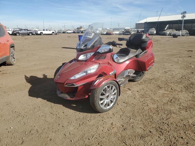 2BXNBDD24FV002052 - 2015 CAN-AM SPYDER ROA RT RED photo 2