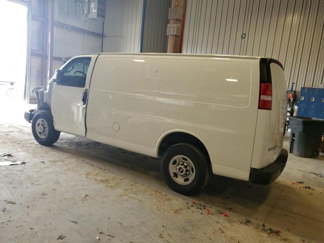 1GTZ7GFG5G1217368 - 2016 GMC SAVANA G3500 WHITE photo 2