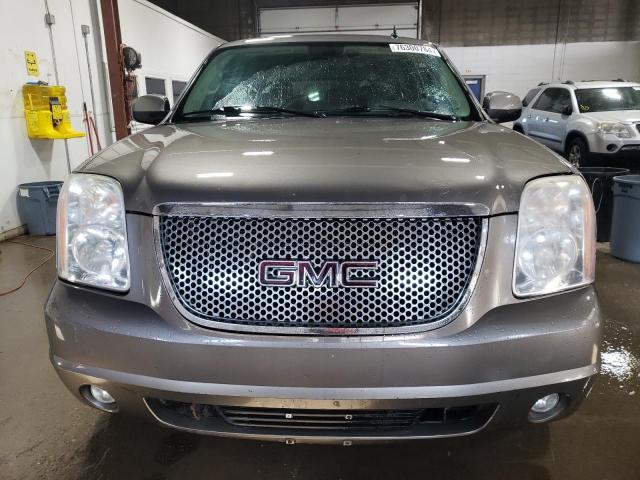 1GKFK13087J327213 - 2007 GMC YUKON GRAY photo 5