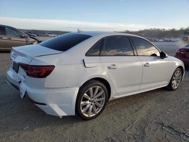 WAUKMAF4XJA125142 - 2018 AUDI A4 PREMIUM WHITE photo 3