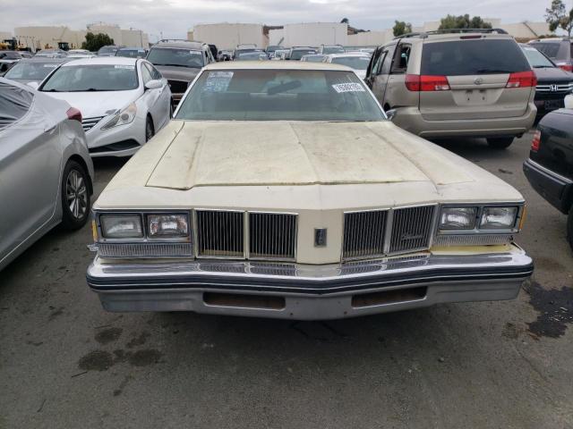 3L69R6X125880 - 1976 OLDSMOBILE DELTA 88 CREAM photo 5