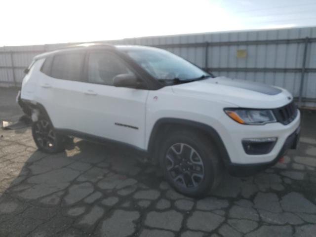 3C4NJDDB3KT728472 - 2019 JEEP COMPASS TRAILHAWK WHITE photo 4