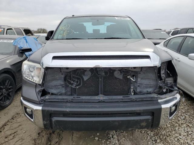5TFUY5F10GX541364 - 2016 TOYOTA TUNDRA DOUBLE CAB SR/SR5 GRAY photo 5