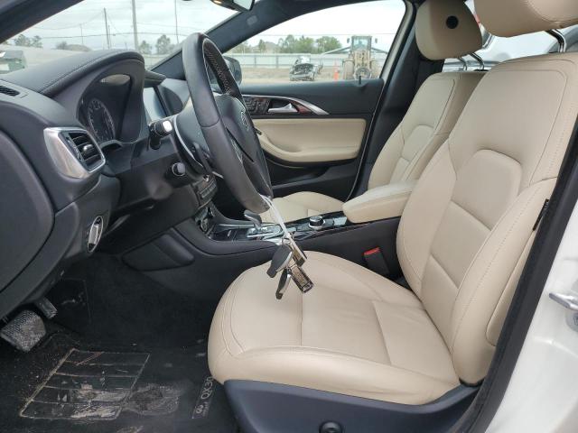 SJKCH5CP2JA045672 - 2018 INFINITI QX30 BASE WHITE photo 7