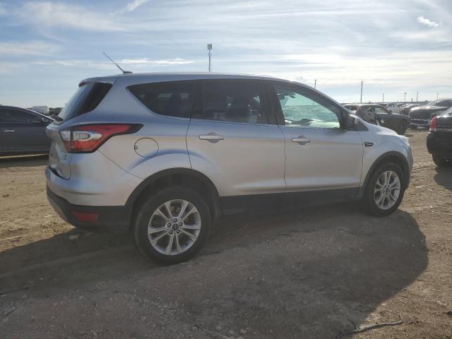 1FMCU9GD0HUA98123 - 2017 FORD ESCAPE SE SILVER photo 3