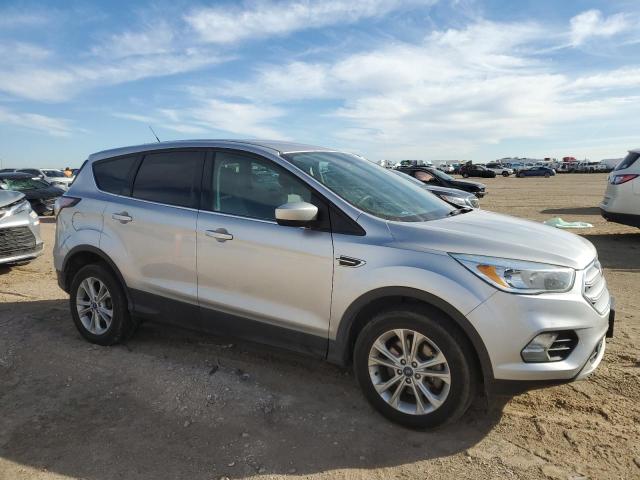 1FMCU9GD0HUA98123 - 2017 FORD ESCAPE SE SILVER photo 4