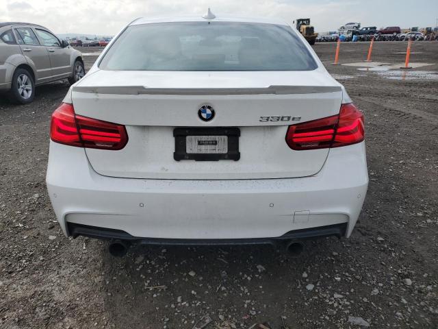 WBA8E1C55JA171661 - 2018 BMW 330E WHITE photo 6