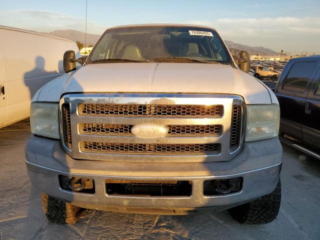 1FTWX31P46EB47646 - 2006 FORD F350 SRW SUPER DUTY WHITE photo 5