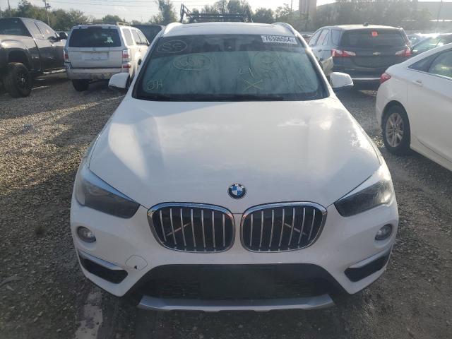 WBXHT3C37J5F89561 - 2018 BMW X1 XDRIVE28I WHITE photo 5