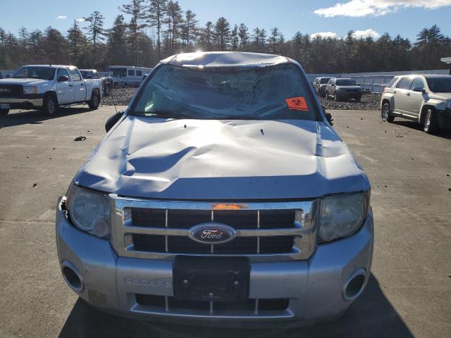 1FMCU9C76BKB75595 - 2011 FORD ESCAPE XLS SILVER photo 5