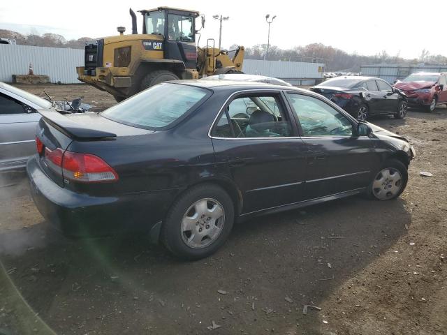 1HGCG16562A005641 - 2002 HONDA ACCORD EX BLACK photo 3