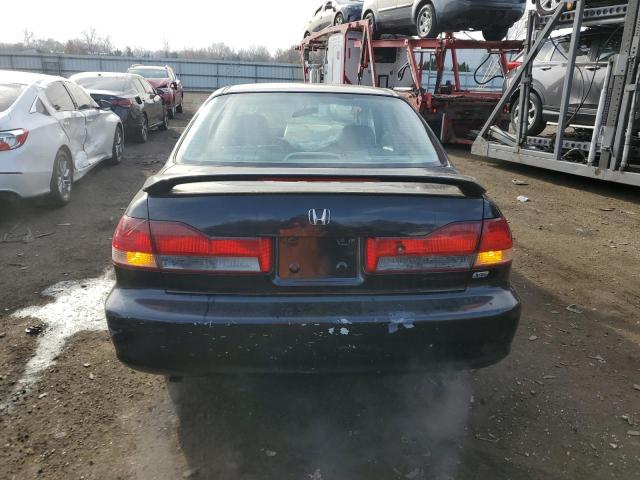 1HGCG16562A005641 - 2002 HONDA ACCORD EX BLACK photo 6