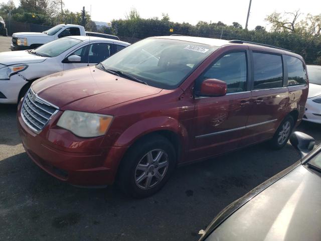 2A4RR5D17AR232612 - 2010 CHRYSLER TOWN & COU TOURING RED photo 1