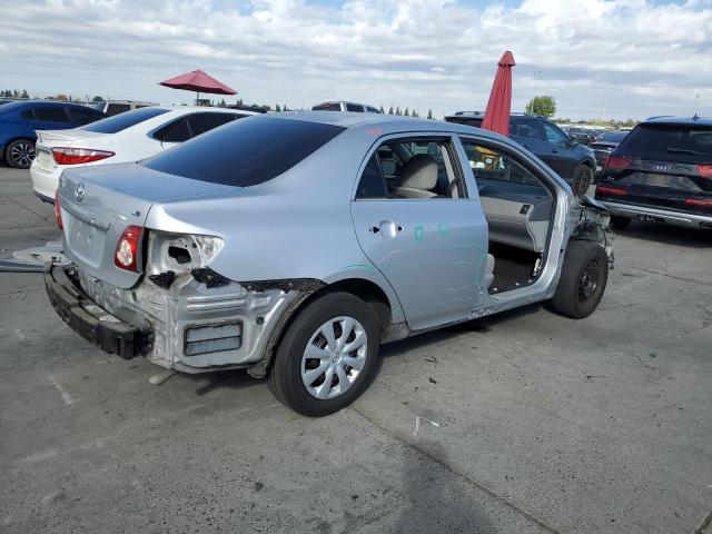 1NXBU40E69Z127899 - 2009 TOYOTA COROLLA BASE SILVER photo 3