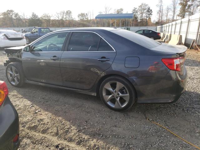 4T1BK1FK8CU018661 - 2012 TOYOTA CAMRY SE SILVER photo 2