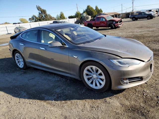 5YJSA1E24GF145740 - 2016 TESLA MODEL S GRAY photo 4