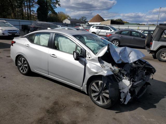 3N1CN8FV0LL908023 - 2020 NISSAN VERSA SR SILVER photo 4