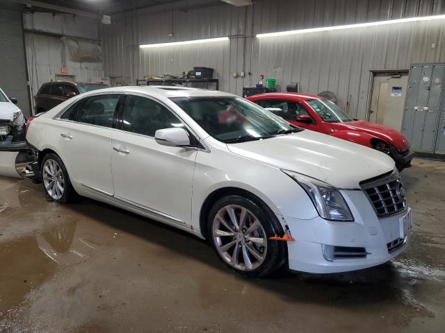 2G61T5S38D9117422 - 2013 CADILLAC XTS PREMIUM COLLECTION WHITE photo 4