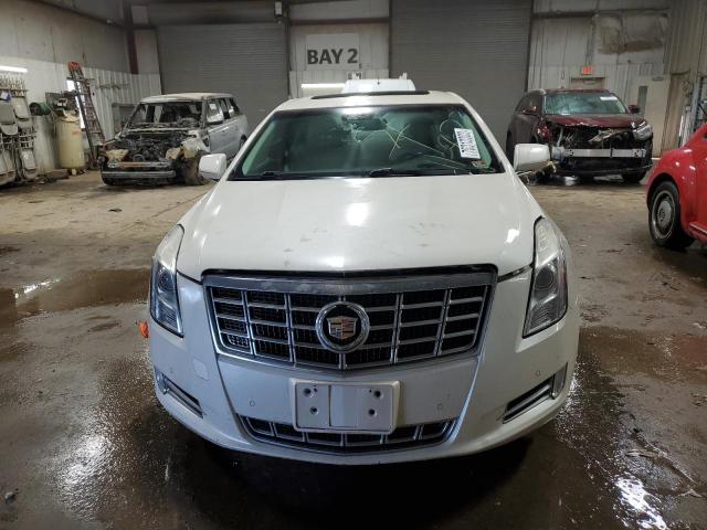 2G61T5S38D9117422 - 2013 CADILLAC XTS PREMIUM COLLECTION WHITE photo 5