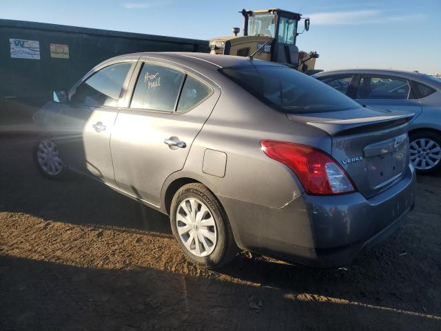 3N1CN7AP1KL845998 - 2019 NISSAN VERSA S GRAY photo 2