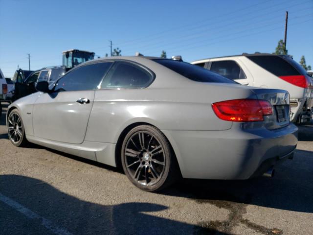 WBAKG7C53DE803556 - 2013 BMW 335 I GRAY photo 2