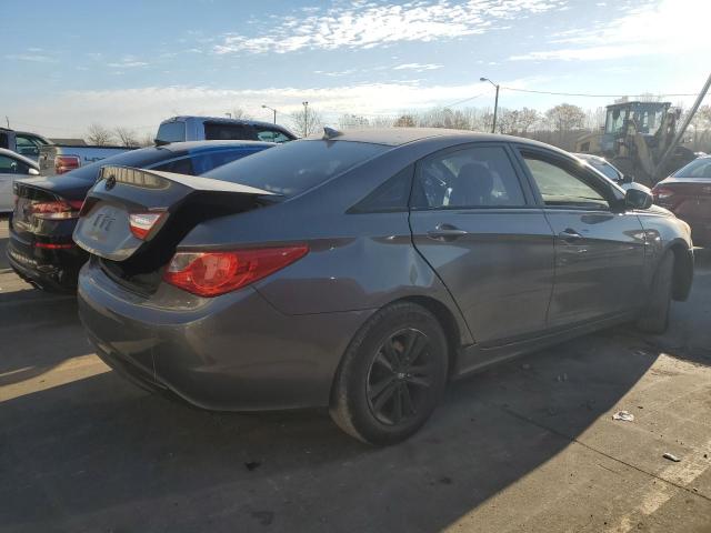 5NPEB4AC2DH505367 - 2013 HYUNDAI SONATA GLS GRAY photo 3