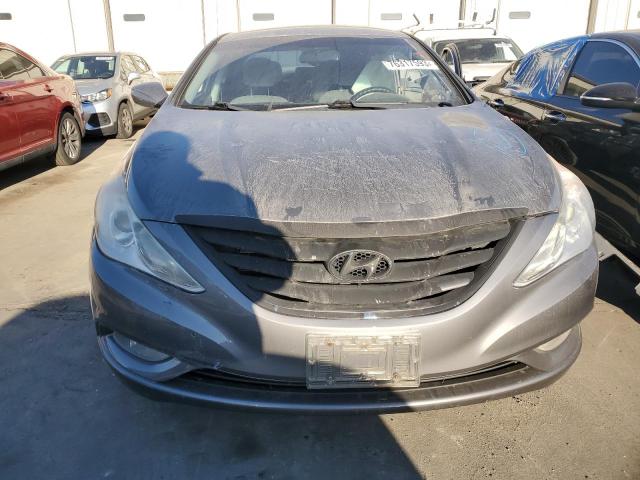 5NPEB4AC2DH505367 - 2013 HYUNDAI SONATA GLS GRAY photo 5