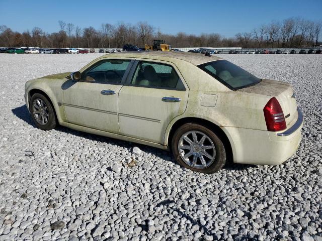 2C3AA63H25H606848 - 2005 CHRYSLER 300C WHITE photo 2