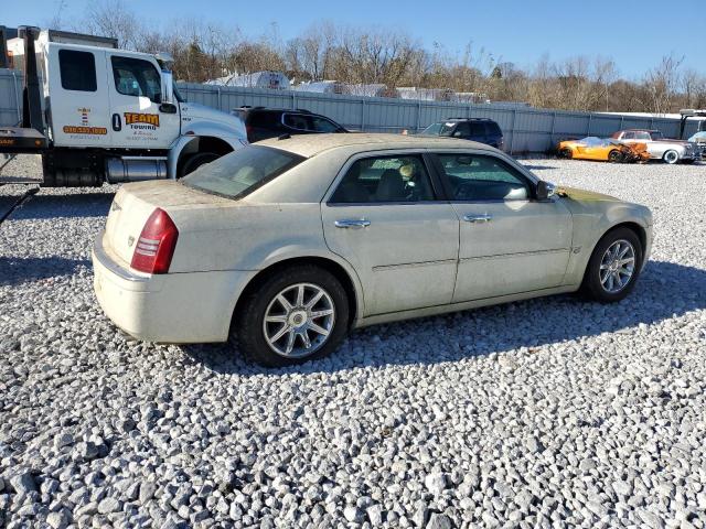 2C3AA63H25H606848 - 2005 CHRYSLER 300C WHITE photo 3