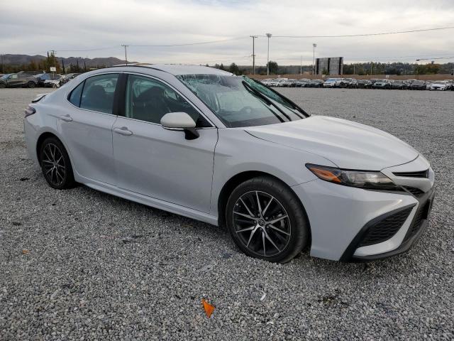 4T1T11AK0PU176173 - 2023 TOYOTA CAMRY SE NIGHT SHADE GRAY photo 4