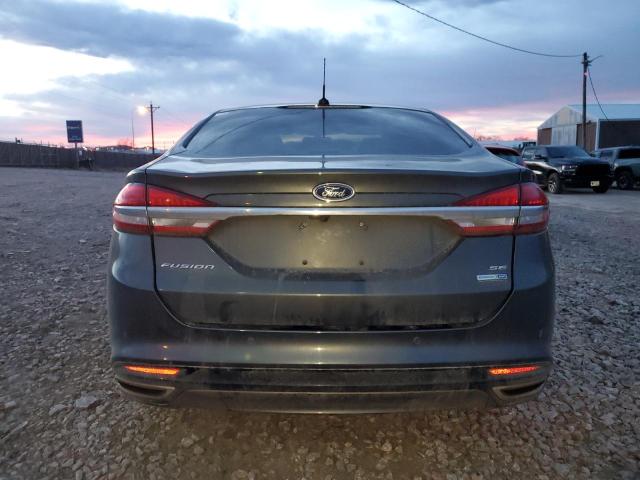 3FA6P0T92HR264483 - 2017 FORD FUSION SE GRAY photo 6