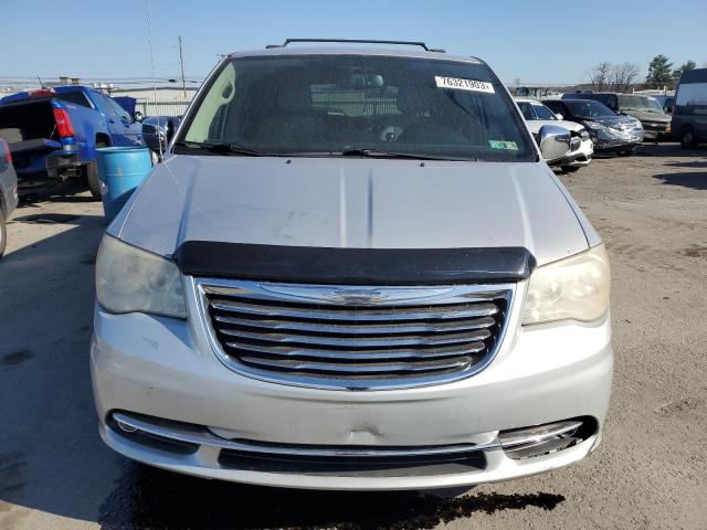 2A4RR8DGXBR604144 - 2011 CHRYSLER TOWN & COU TOURING L SILVER photo 5