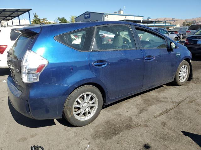 JTDZN3EU9D3257359 - 2013 TOYOTA PRIUS V BLUE photo 3