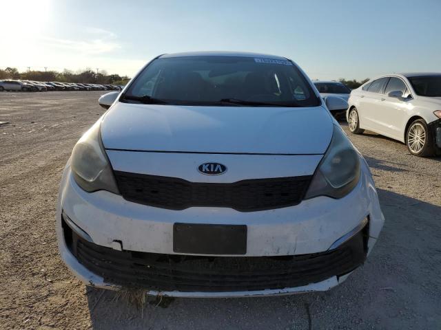 KNADM4A33G6621727 - 2016 KIA RIO LX WHITE photo 5