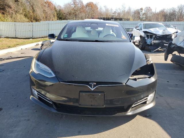 5YJSA1E20HF233198 - 2017 TESLA MODEL S შავი ფოტო 5