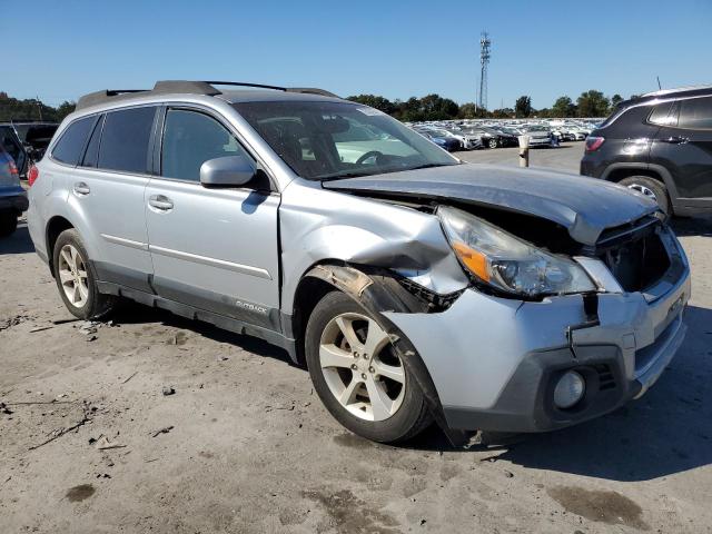 4S4BRCGC4D3289903 - 2013 SUBARU OUTBACK 2.5I PREMIUM SILVER photo 4