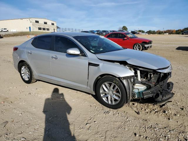 5XXGM4A74DG175264 - 2013 KIA OPTIMA LX SILVER photo 4