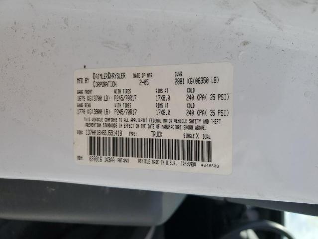 1D7HA16N65J591418 - 2005 DODGE RAM 1500 ST WHITE photo 12