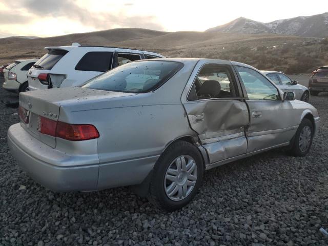 4T1BG22K61U795608 - 2001 TOYOTA CAMRY CE SILVER photo 3