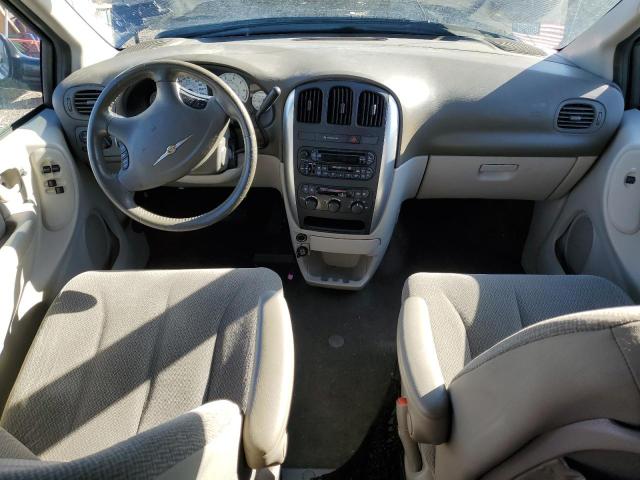 2C4GP54L25R292940 - 2005 CHRYSLER TOWN & COU TOURING BLACK photo 8