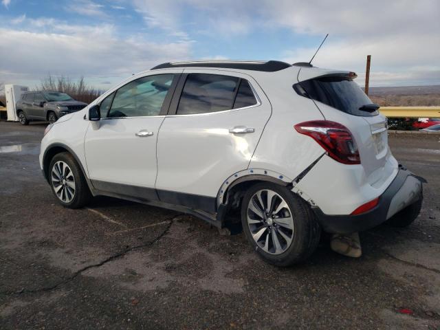 KL4CJESM6NB525769 - 2022 BUICK ENCORE PREFERRED WHITE photo 2