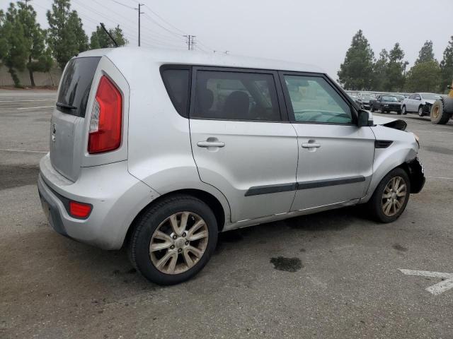 KNDJT2A62D7483255 - 2013 KIA SOUL + SILVER photo 3