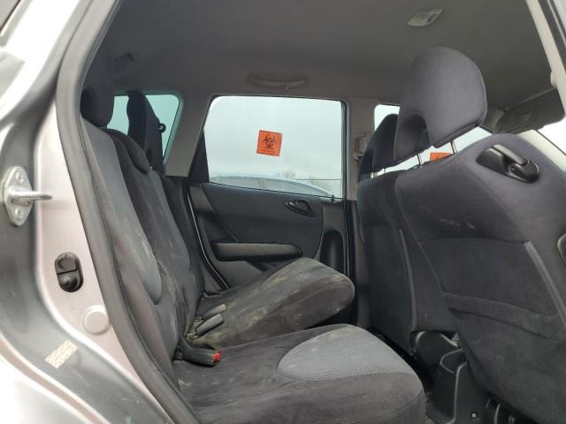 JHMGD38647S026658 - 2007 HONDA FIT S ვერცხლისფერი ფოტო 10