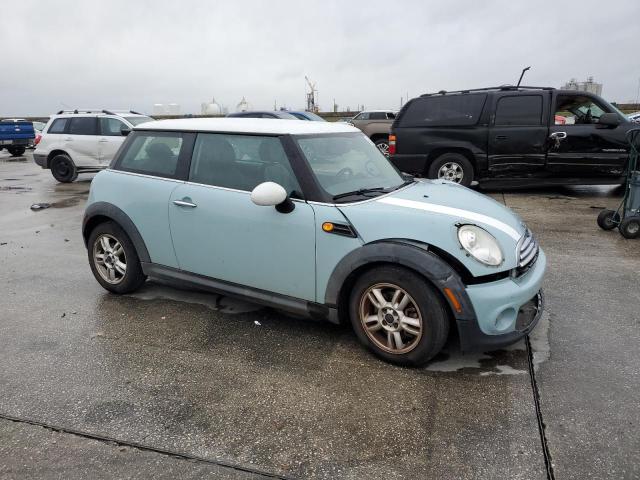 WMWSU3C58BT182468 - 2011 MINI COOPER BLUE photo 4