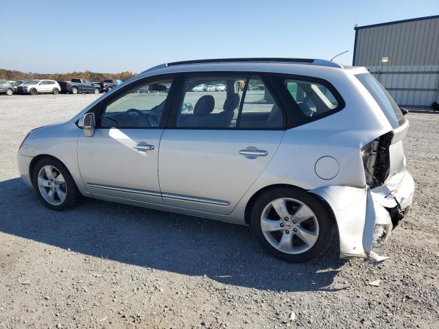 KNAFG526377102329 - 2007 KIA RONDO LX SILVER photo 2