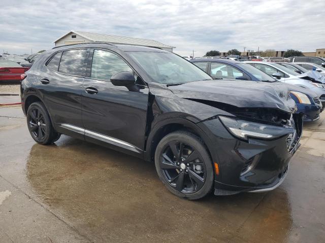 LRBFZNR48MD107751 - 2021 BUICK ENVISION ESSENCE BLACK photo 4