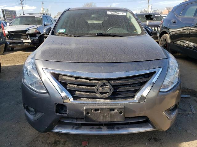 3N1CN7AP9GL855525 - 2016 NISSAN VERSA S GRAY photo 5