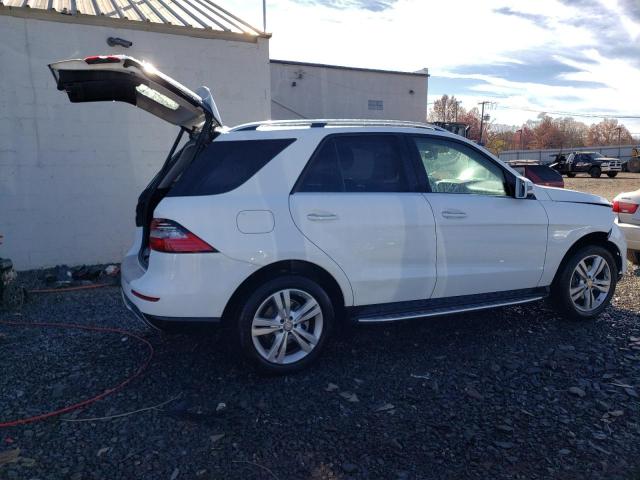 4JGDA5HB3FA579386 - 2015 MERCEDES-BENZ ML 350 4MATIC WHITE photo 3