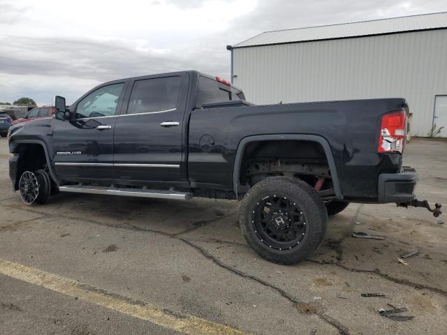 1GT12UEY6JF121621 - 2018 GMC SIERRA K2500 DENALI BLACK photo 2